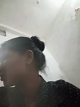 Snapshot of Student_garl_1 chatting on June 19, 12:26 am Student garl 1 online show from June 19, 12:26 am