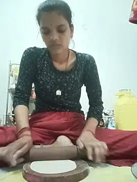 Snapshot of Student_garl_1 chatting on July 2, 1:38 am Student garl 1 online show from July 2, 1:38 am