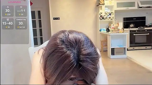 weeeoooo online show from May 18, 8:36 pm
