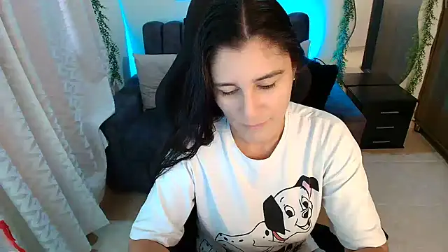 LUCYMILF SEXY online show from August 5, 6:00 pm