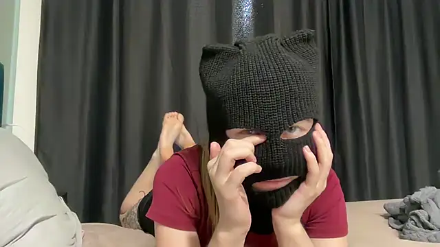 Snapshot of GraceCook_ chatting on June 23, 2:26 pm GraceCook online show from June 23, 2:26 pm