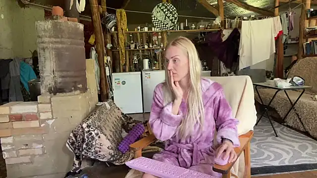 wildforestmuse  online show from June 17, 8:50 am