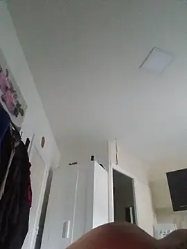 hottcouple18 online show from May 15, 7:32 pm