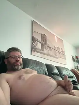 Snapshot of rocket43 chatting on July 14, 4:23 pm rocket43 online show from July 14, 4:23 pm