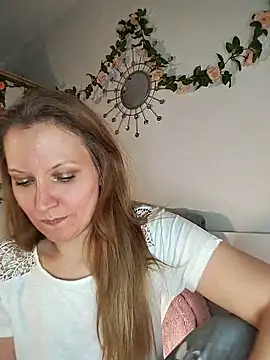 Candy Cougar online show from May 20, 8:09 am