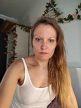 Candy Cougar online show from May 26, 6:53 am
