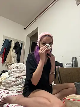 missalure online show from May 9, 6:13 pm