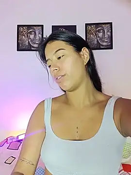 Raven stonee01 online show from June 10, 9:57 pm