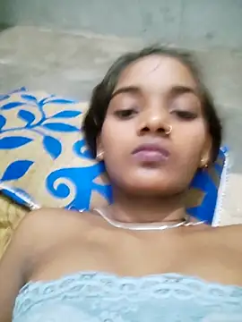 hotstudentkhusboo online show from June 12, 3:44 pm