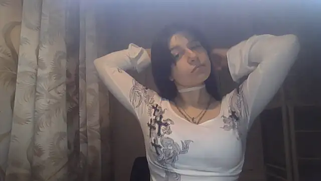 Snapshot of GrayceDeclet chatting on June 18, 11:03 am GrayceDeclet online show from June 18, 11:03 am