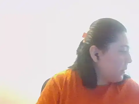 Snapshot of IsabellaJacobs chatting on May 10, 7:35 am IsabellaJacobs online show from May 10, 7:35 am