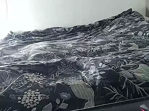 Carlyfr online show from November 27, 8:11 pm