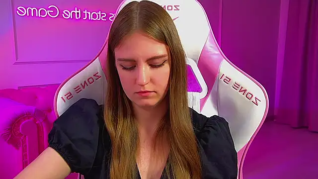 SofiaSarvains online show from June 11, 12:32 am