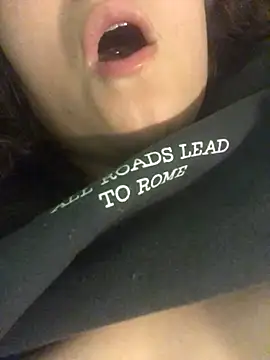 alexaparedes00 online show from June 24, 12:20 am