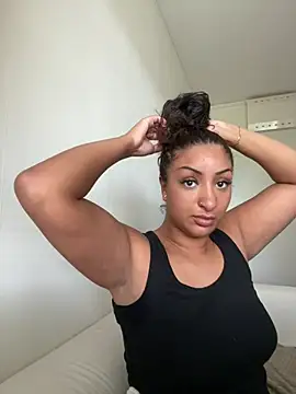 Snapshot of juicyprincess66 chatting on June 9, 4:18 pm juicyprincess66 online show from June 9, 4:18 pm