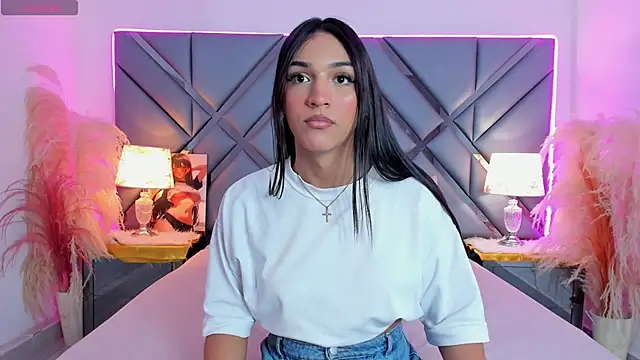 Snapshot of MadisonHerrera chatting on May 21, 5:20 pm MadisonHerrera online show from May 21, 5:20 pm