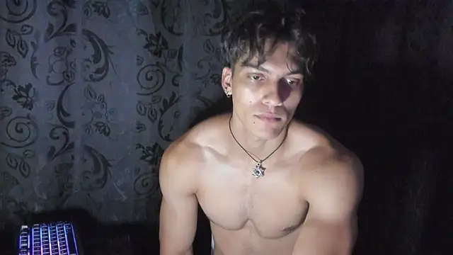 Alessio Valee online show from June 1, 6:26 am