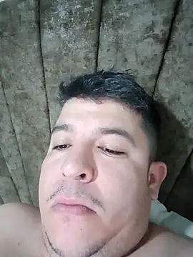 latino hott  online show from May 8, 11:54 pm