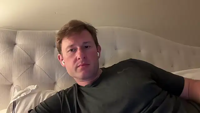 CuriousMarried321 online show from May 27, 5:15 am