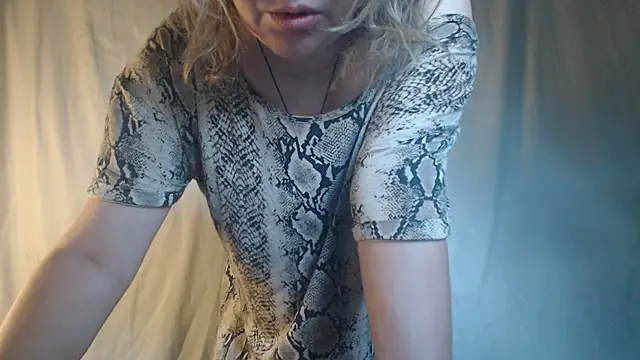 supernipll online show from June 15, 4:36 am