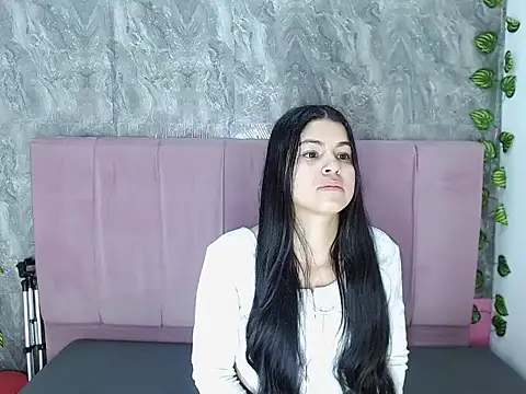 Alysrous Mar online show from May 5, 3:31 pm