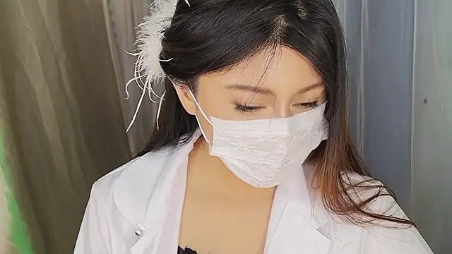 honeypeach666 online show from May 25, 2:01 pm