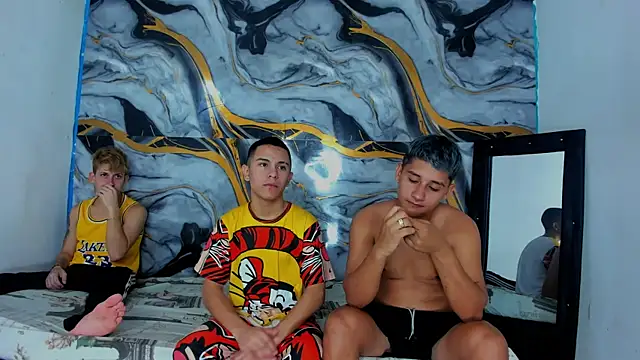 wild boys zs online show from July 29, 5:16 am