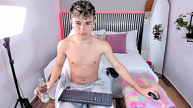 Valerius Angel online show from July 11, 12:35 am