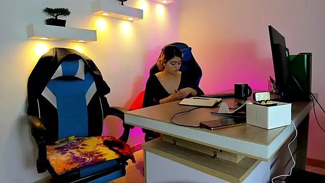 DarkRomanceXXX online show from July 22, 3:42 am