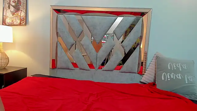 DarkRomanceXXX online show from August 2, 4:00 am