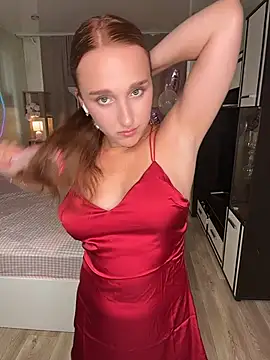 jenniferwalkers online show from July 1, 1:02 pm