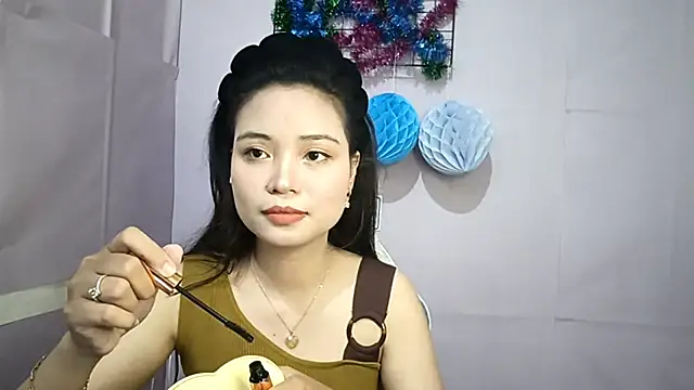 FerminaBoutwell online show from June 3, 11:13 am