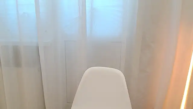 Snapshot of SiennaMia chatting on May 22, 1:50 pm SiennaMia online show from May 22, 1:50 pm