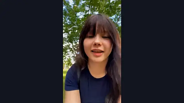 EmilyMercurial online show from June 25, 10:53 am
