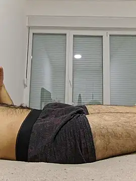 kurdishboy69 online show from May 28, 9:12 pm
