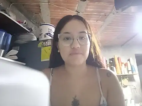 Baby Lizzie online show from May 15, 2:18 am