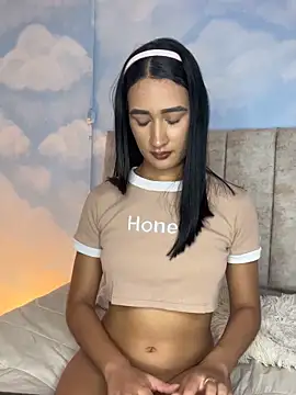 Nikirouse online show from May 15, 2:18 am