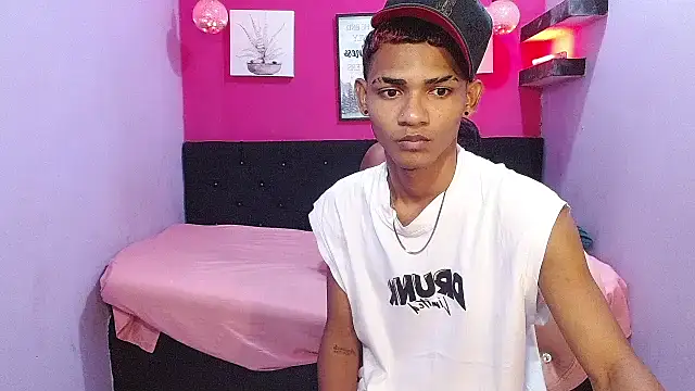 black twinks online show from June 25, 2:44 am