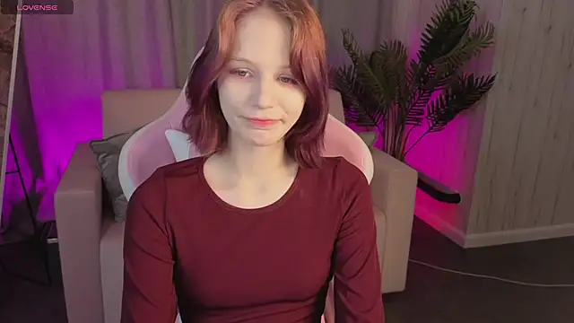 AliceJohansone online show from June 5, 1:34 am