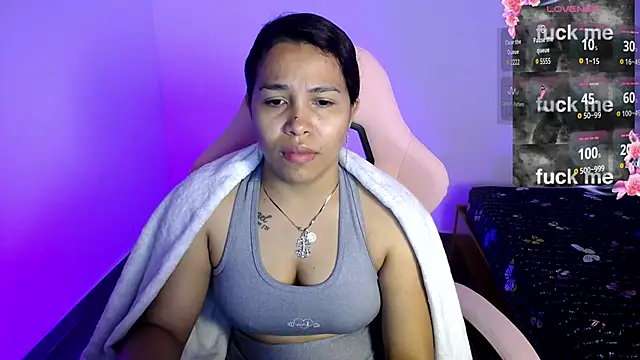 sexydiabliita online show from June 8, 12:36 am