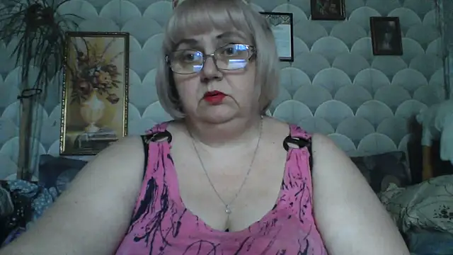 MarinaFarina53 online show from June 18, 11:58 am