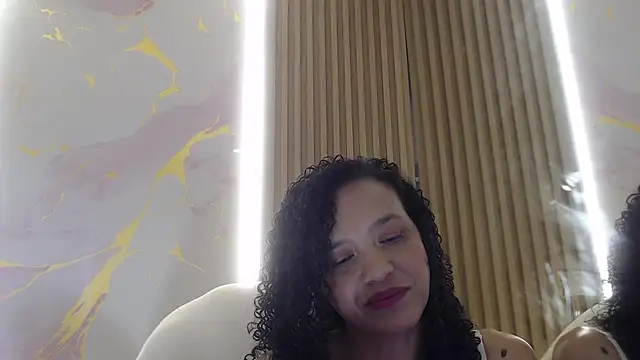 Jazlin Sg online show from June 13, 1:31 pm