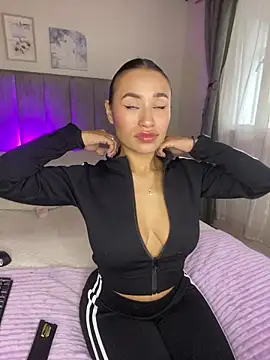 Snapshot of Victoria_Hils chatting on May 29, 4:16 pm Victoria Hils online show from May 29, 4:16 pm