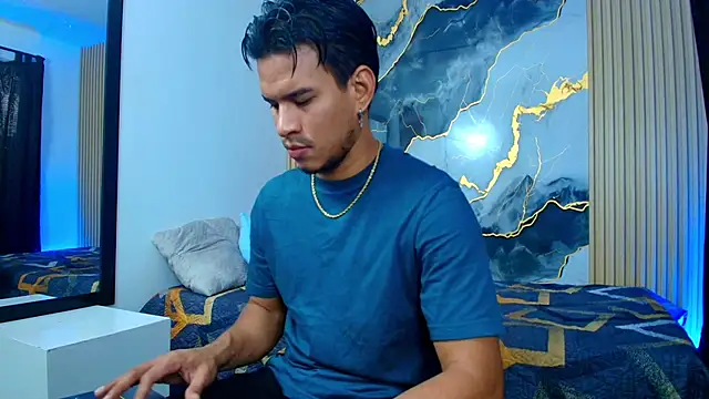 JacobWolf   online show from June 8, 6:52 pm