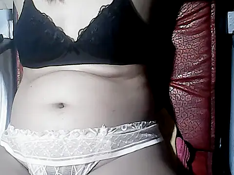nikka pinay online show from July 19, 11:19 pm