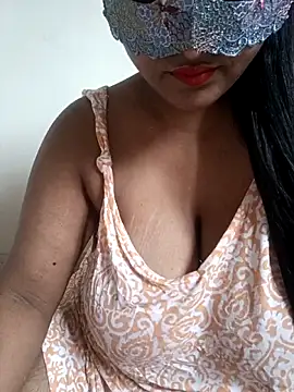 Snapshot of Ponaam-Babe chatting on June 5, 10:21 am Ponaam-Babe online show from June 5, 10:21 am