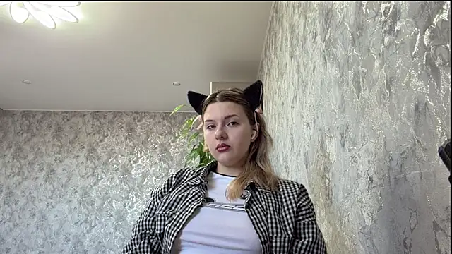 MichelleLasin online show from May 10, 5:56 am
