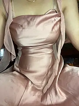 Sukii01 online show from May 10, 3:44 am