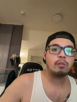 James1992 Ovo online show from July 2, 11:38 am