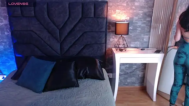 Snapshot of Mily_Fg chatting on June 16, 3:20 am Mily Fg online show from June 16, 3:20 am